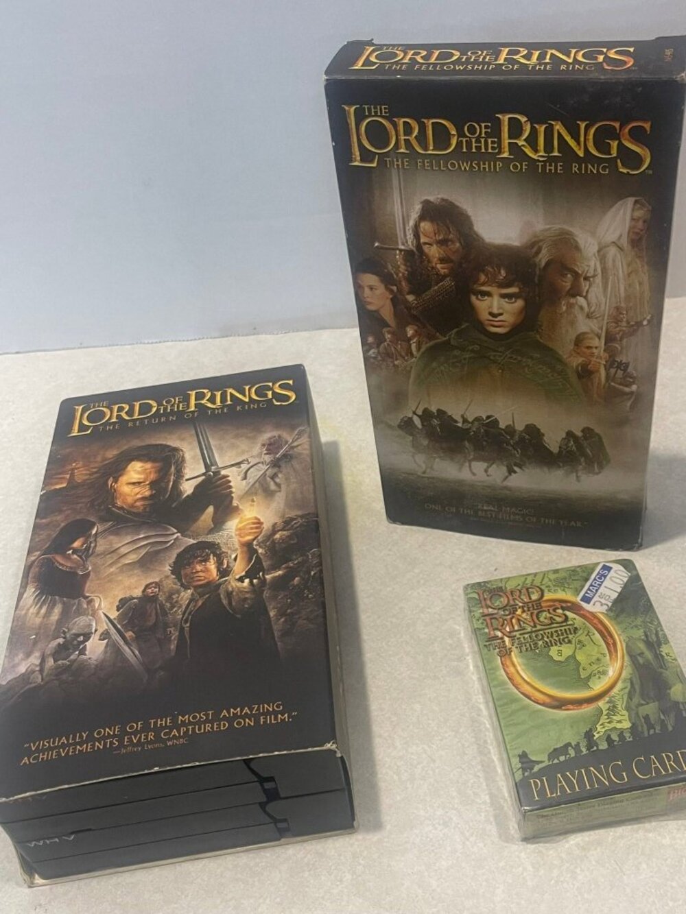 LORD OF THE RINGS 2 DISC SET/ 1 VIDEO FELLOWSHIP/ PLAYING CARDS new in package